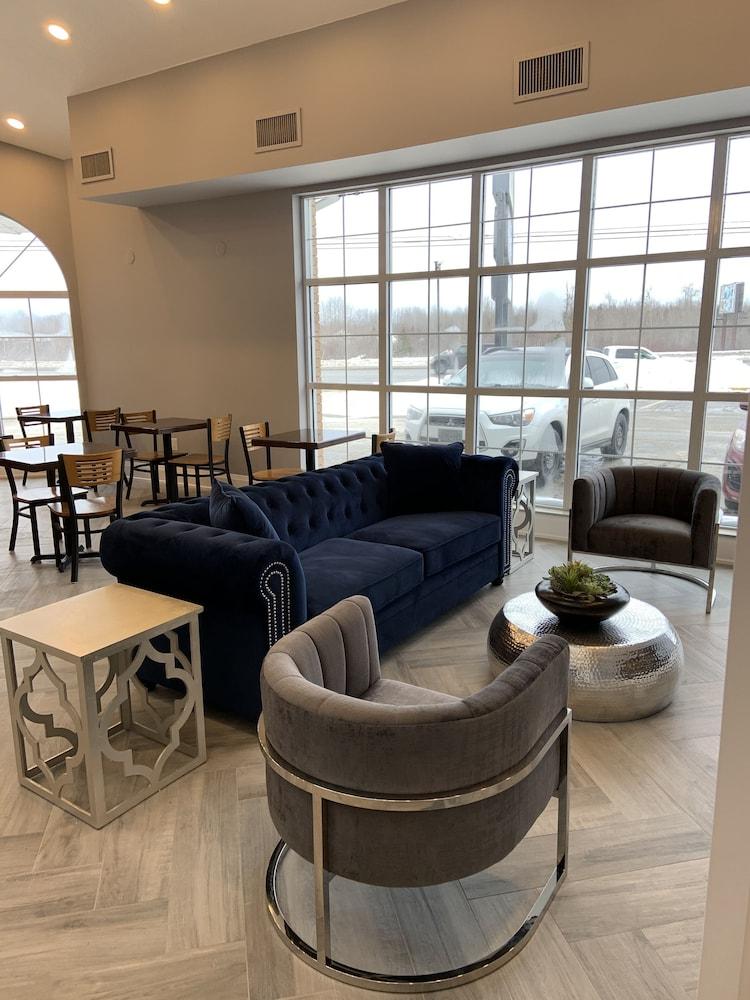 Travelodge By Wyndham Timmins Exteriér fotografie