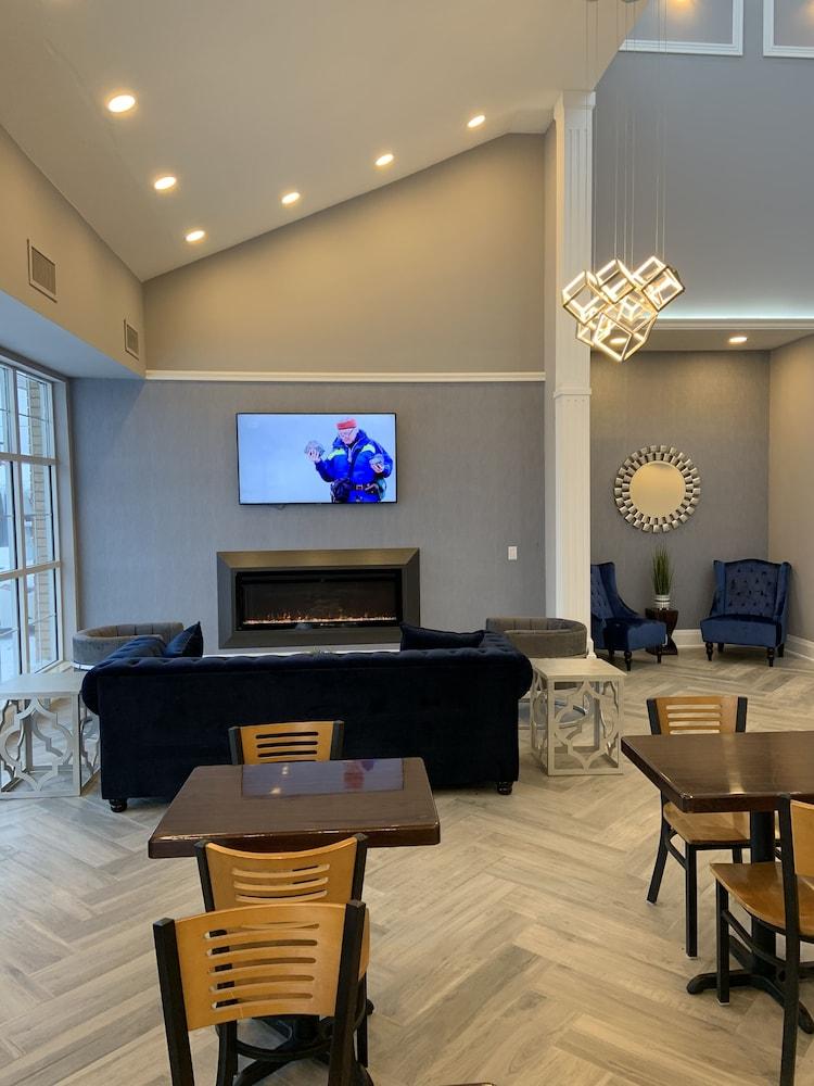 Travelodge By Wyndham Timmins Exteriér fotografie