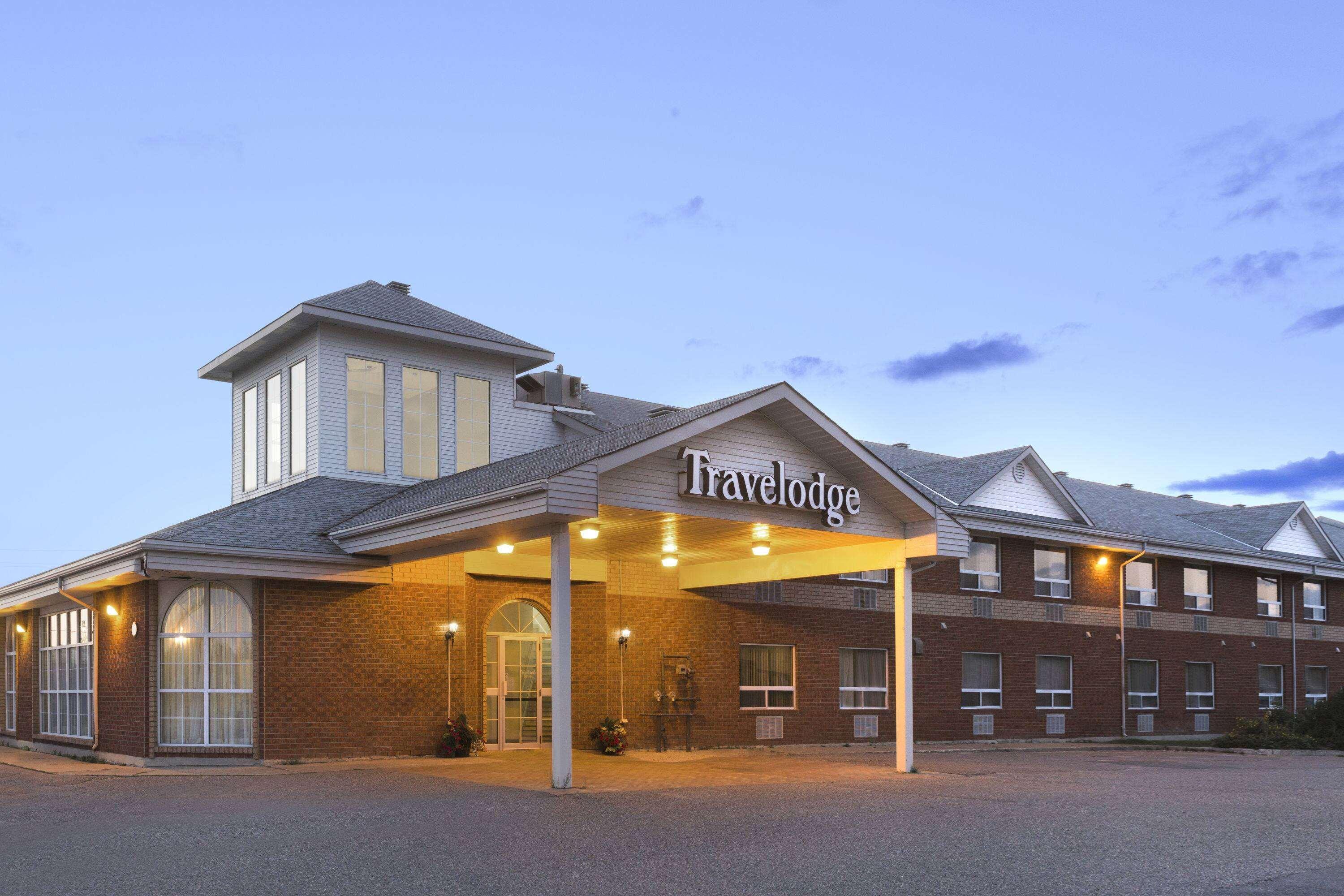 Travelodge By Wyndham Timmins Exteriér fotografie